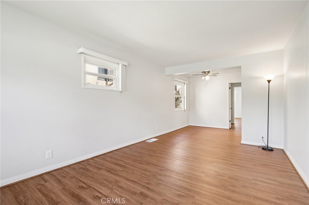 532 Rosecrans Avenue