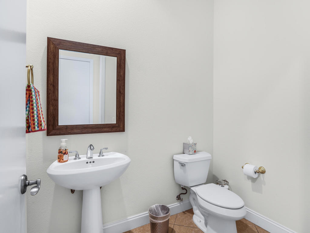 Mira Vista - Residential Lease