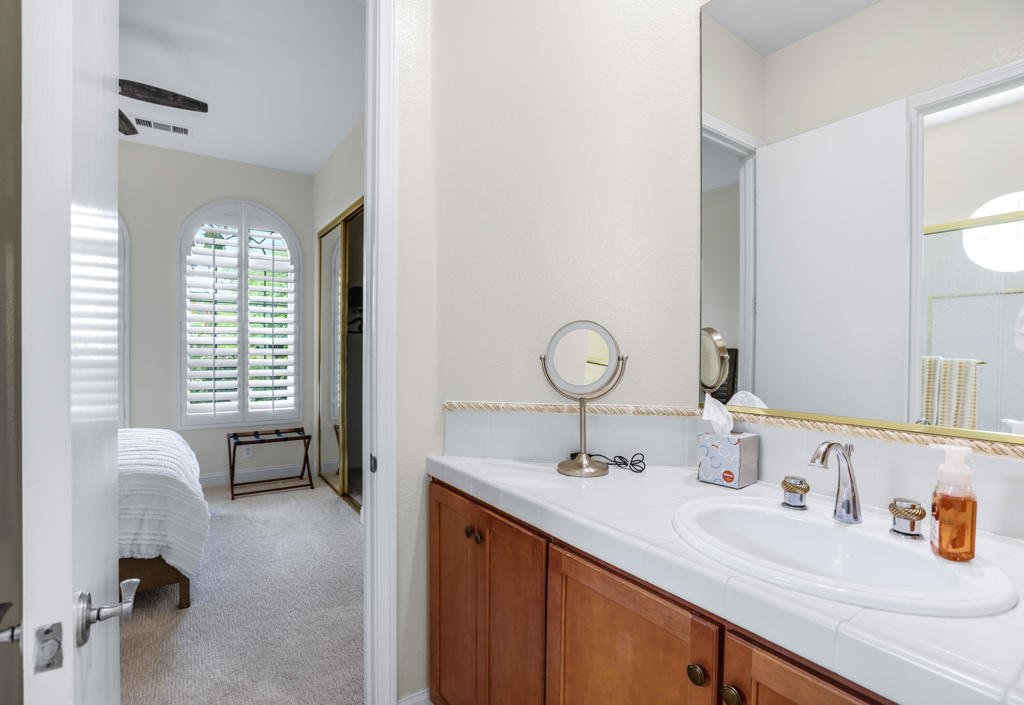 Mira Vista - Residential Lease