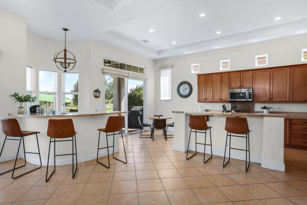 Mira Vista - Residential Lease