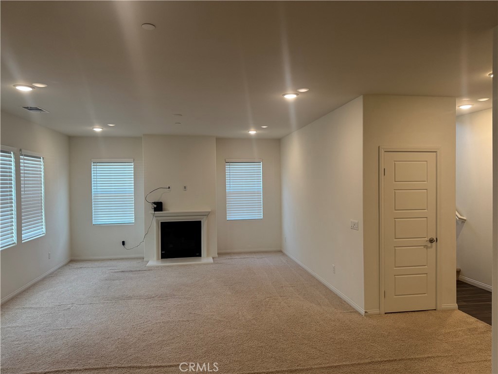 28582 Buttercup Way