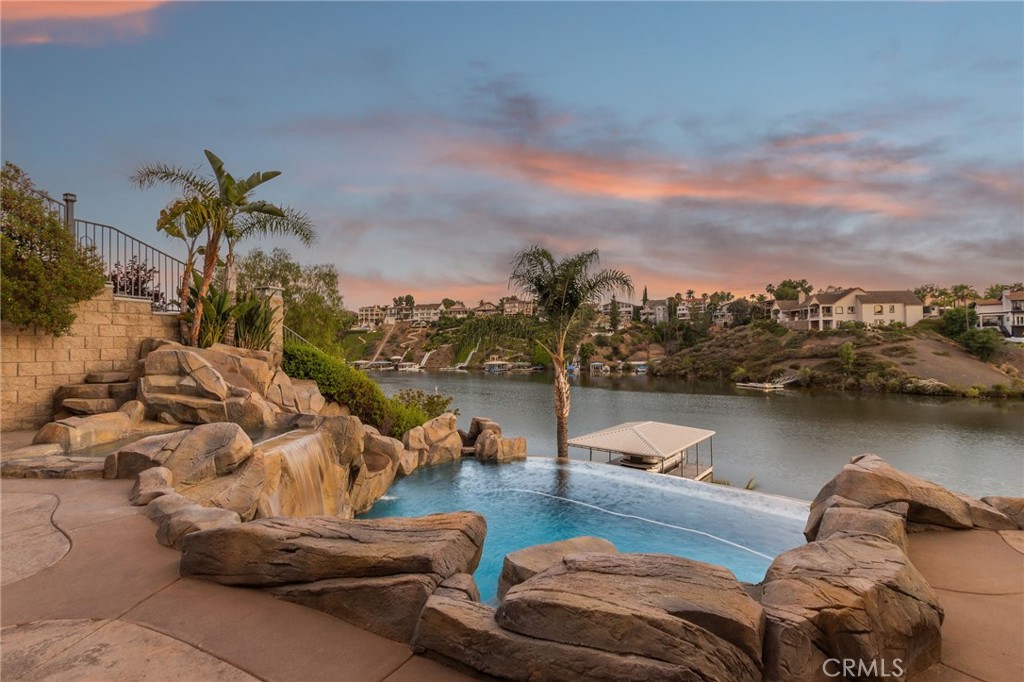 22571 Canyon Lake Drive N