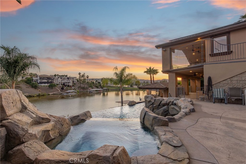 22571 Canyon Lake Drive N