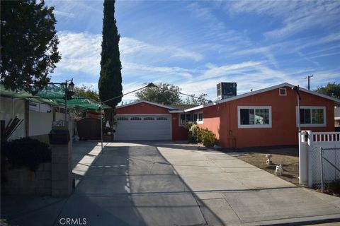 Photo of 38251 Lisman Ave, Palmdale, CA 93550 (MLS # OC25244798)