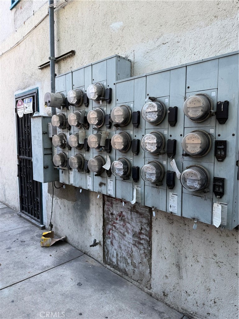 331 W 45th Street
