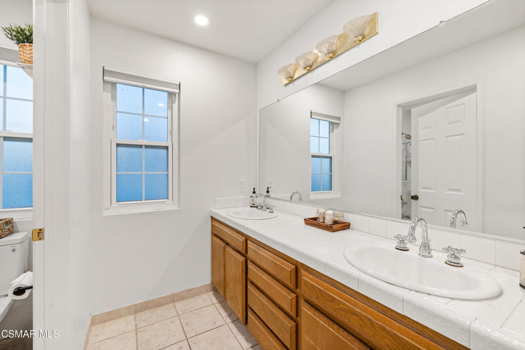 Alamo Court-302 - 302 - Residential