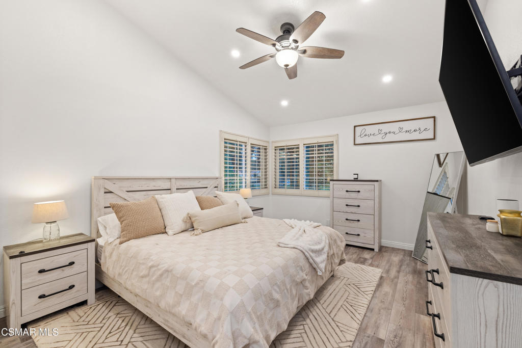 Alamo Court-302 - 302 - Residential