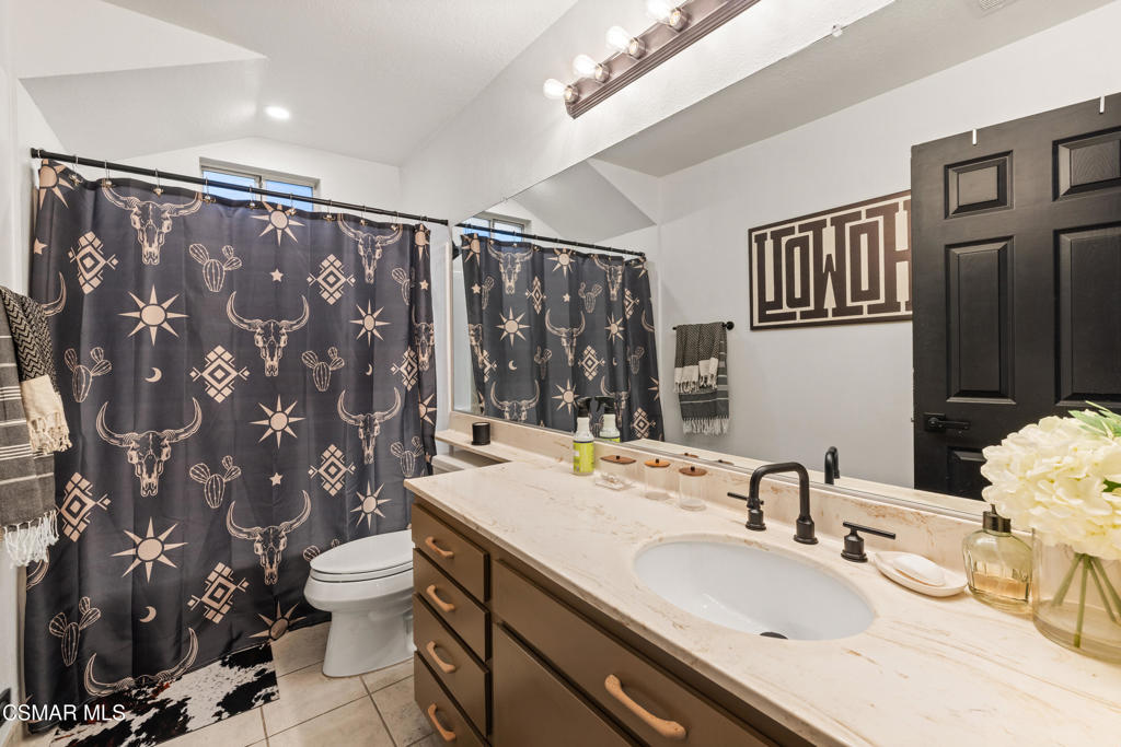 Alamo Court-302 - 302 - Residential