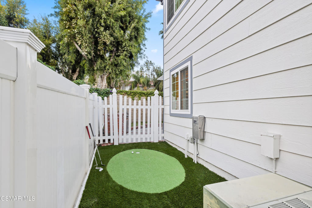 Alamo Court-302 - 302 - Residential