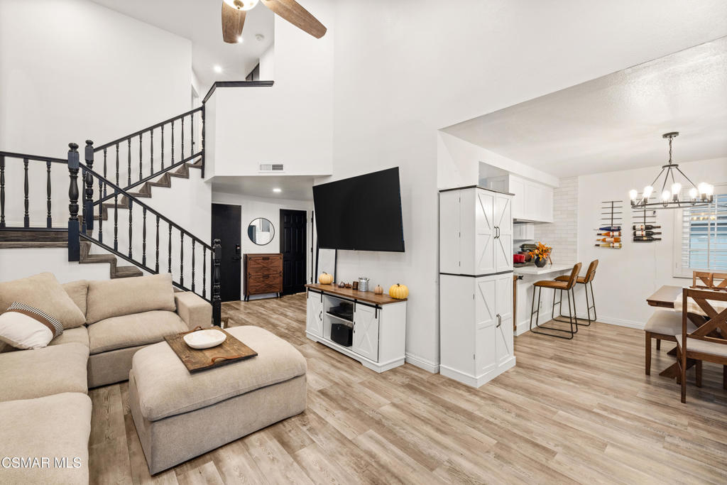 Alamo Court-302 - 302 - Residential