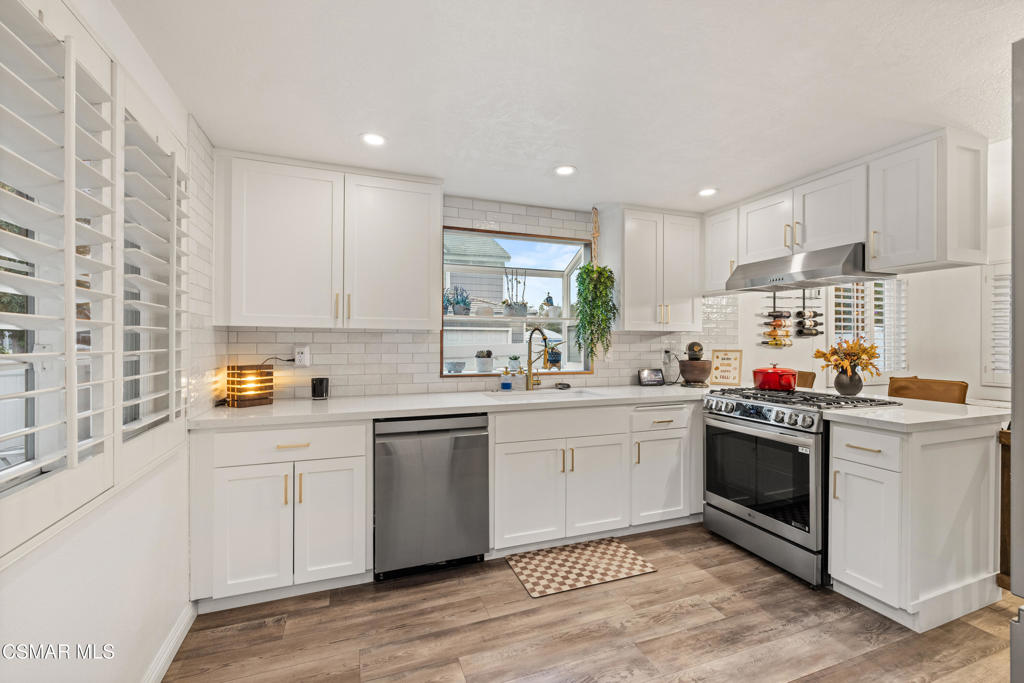 Alamo Court-302 - 302 - Residential