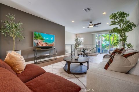 Photo of 75 Lennox, Irvine, CA 92612 (MLS # NP25217157) Photo of 75 Lennox, Irvine, CA 92612 (MLS # NP25217157)