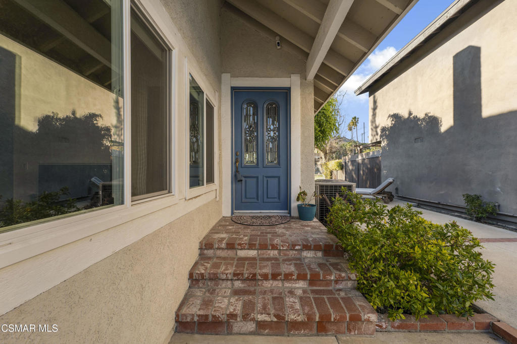 5757 Lake Lindero Drive
