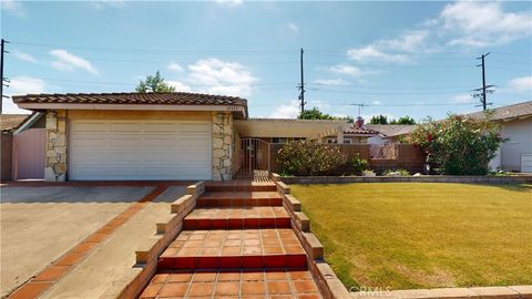 17573 Santa Cristobal Street Fountain Valley CA 92708