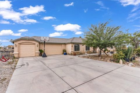 12008 Sierra Vista Phelan CA 92371