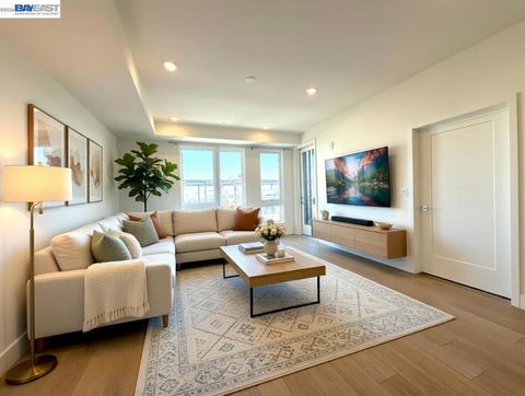 Photo of 3698 Vision Cmn Cmn #314, Fremont, CA 94538 (MLS # 41131255)