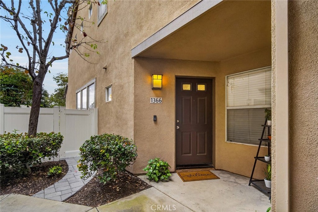 1366 S Country Glen Way