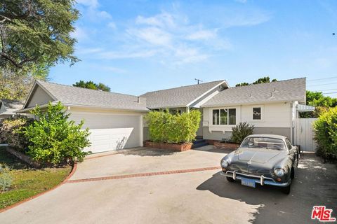 6664 Royer Avenue West Hills CA 91307