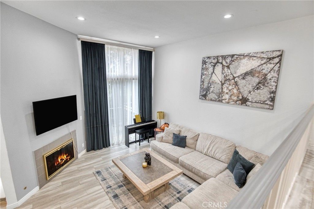 Photo of 9000 Vanalden Ave #150, Northridge, CA 91324 (MLS # SR25234418)
