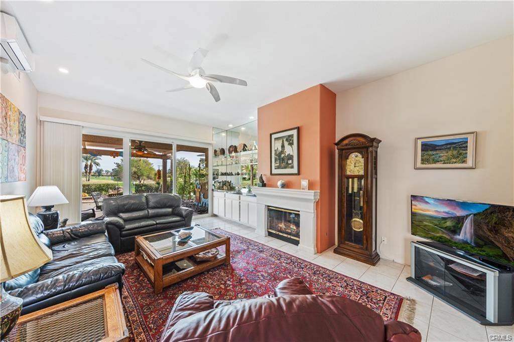 21 Colonial Drive