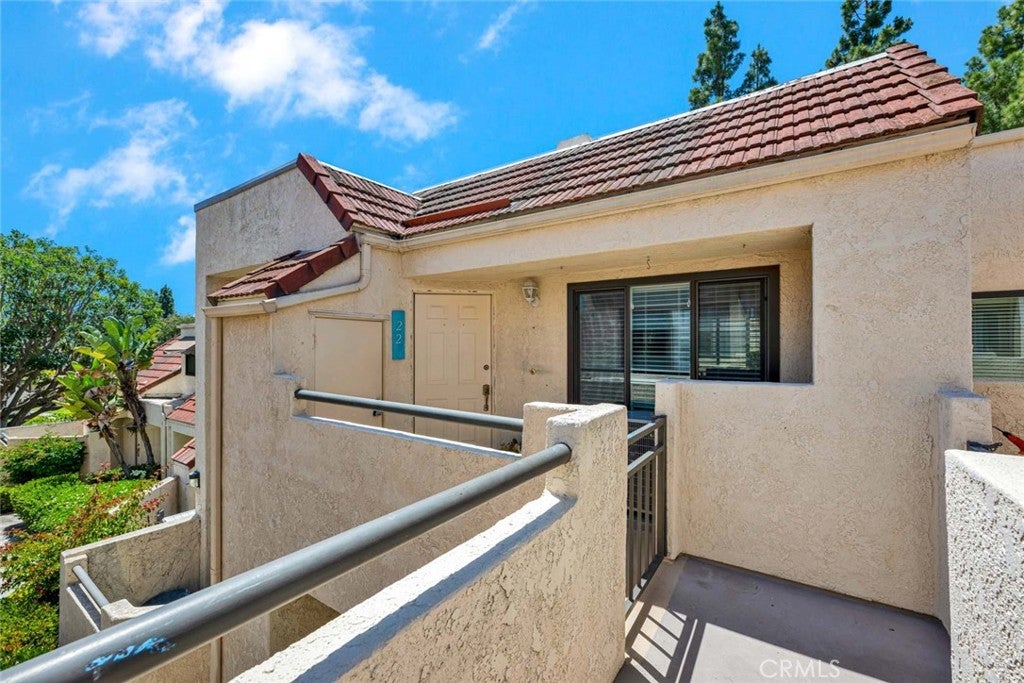 22 Aruba St