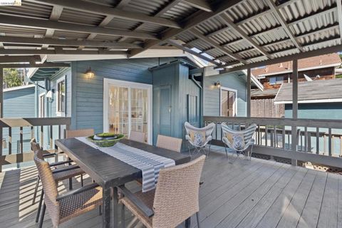 Tiny photo for 4066 4066 Patterson Ave Ave, Oakland, CA 94619 (MLS # 41126291)