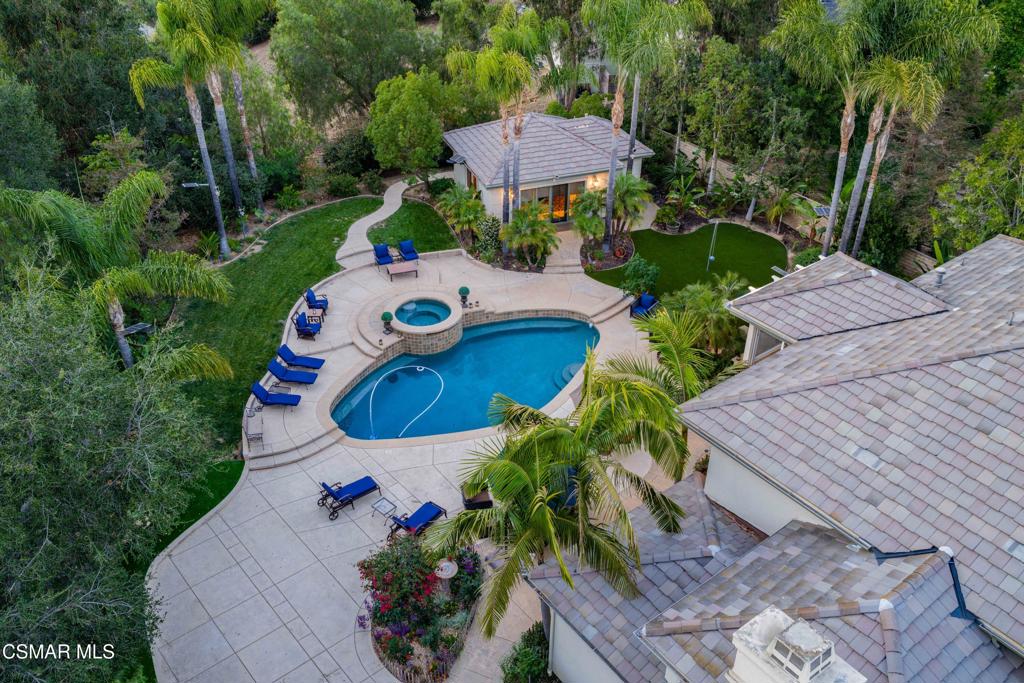 669 Noble Road