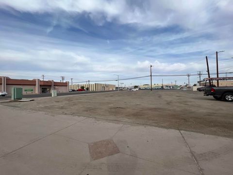 Photo of 0 Hobsonway, Blythe, CA 92225 (MLS # 219140382DA)