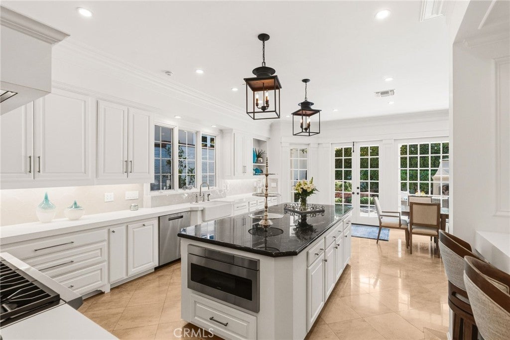 3 Barrenger Court, Newport Beach CA 92660 - Photo 14