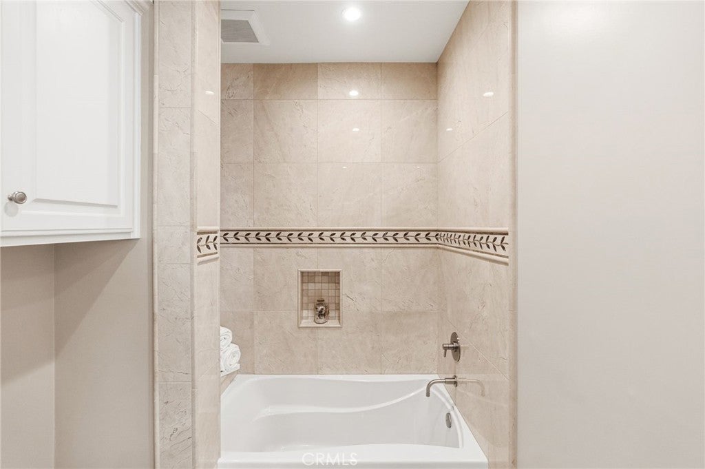 3 Barrenger Court, Newport Beach CA 92660 - Photo 36