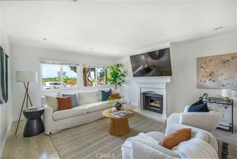 Photo of 19 Seabird Court #13, Newport Beach, CA 92663 (MLS # NP26133648)