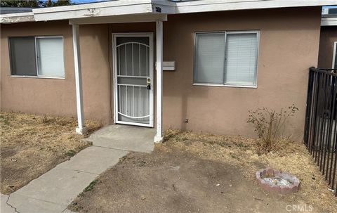 Photo of 45519 Corkwood Ave, Lancaster, CA 93534 (MLS # SR25249963) Photo of 45519 Corkwood Ave, Lancaster, CA 93534 (MLS # SR25249963)