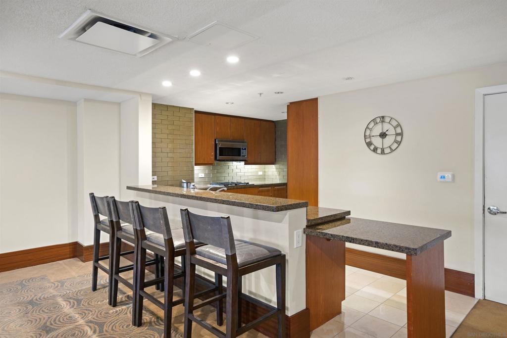 Downtown - Residential Lease