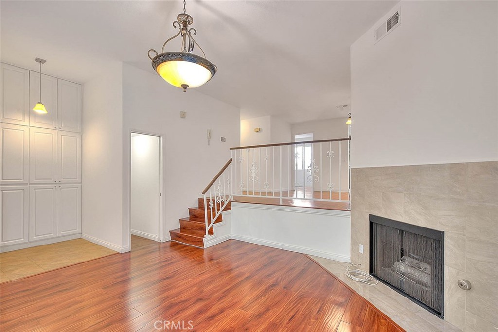 319 N Lincoln