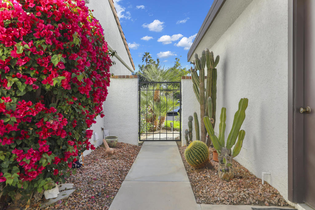 Rancho Las Palmas C. - Residential