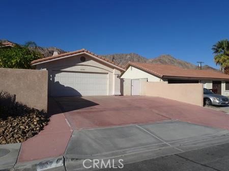 52295 Avenida Vallejo