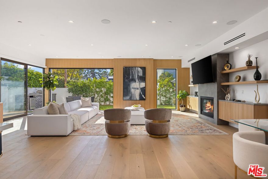 BRAND NEW CONSTRUCTION WITH STUNNING ROOFTOP DECK!  Welcome to your modern oasis in the heart of Venice, California. This NEW 4 bedroom, 4.5 bathroom home epitomizes contemporary luxury and sophistication. Bathed in abundant natural light, every inch of this home exudes elegance and sleek design, both inside and out.                                                                                                                                                      Step into a vast open floor plan that seamlessly integrates the main living areas, creating a warm and inviting ambiance perfect for everyday living and grand entertaining. The gourmet chef's kitchen is a masterpiece, featuring an oversized island, custom cabinetry, and top-of-the-line appliances, designed to inspire culinary creativity.                                                                                                                                               The spacious formal living room is perfect for hosting gatherings, while the exceptional master suite offers a serene retreat with a walk-in closet and a luxurious bathroom. The crown jewel of this home is the private rooftop deck, providing breathtaking views of Venice and the perfect setting for soaking up the sun or enjoying evening cocktails.                                                                                                                                     Located just moments from Venice Beach, Abbot Kinney, and all the vibrant attractions Venice has to offer, this home is a rare opportunity to experience the best of Southern California living. Don't miss your chance to own this phenomenal blend of comfort, design, and functionality. Live the ultimate Southern California dream in this exceptional new construction home.