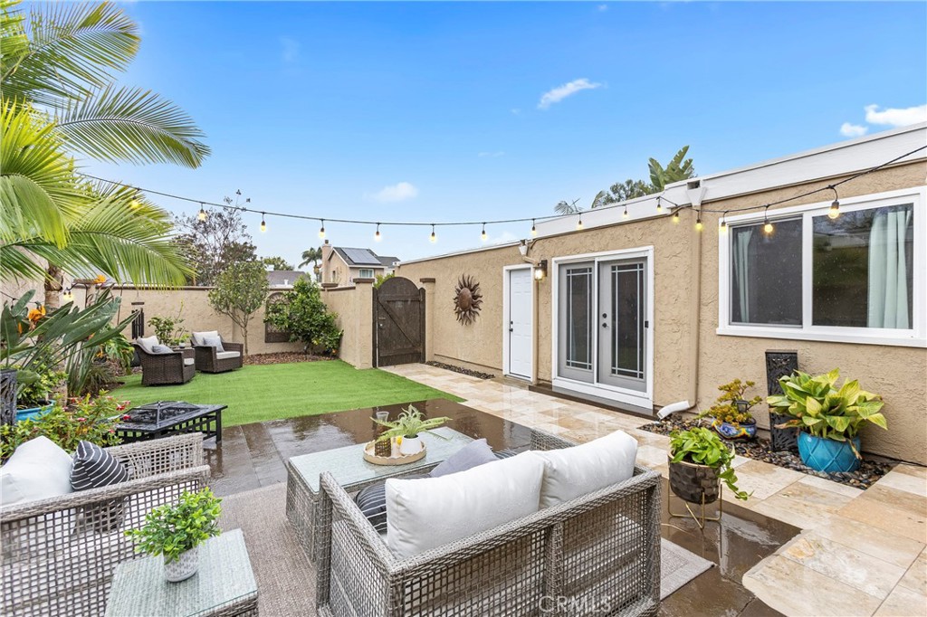 28092 Pinnacles Court