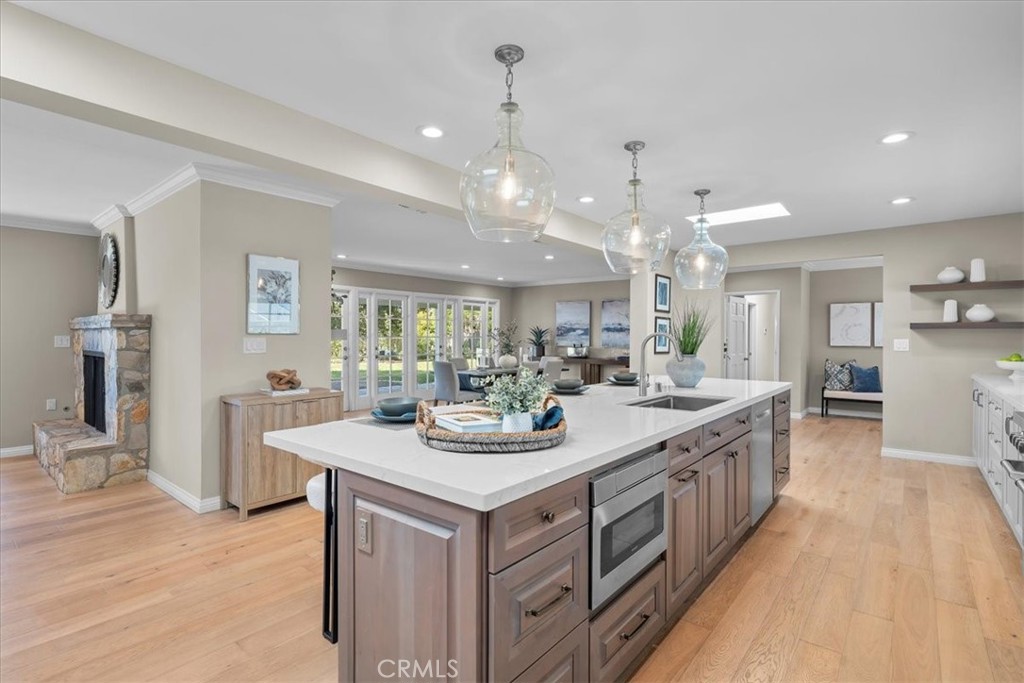 16 Crestwind Drive