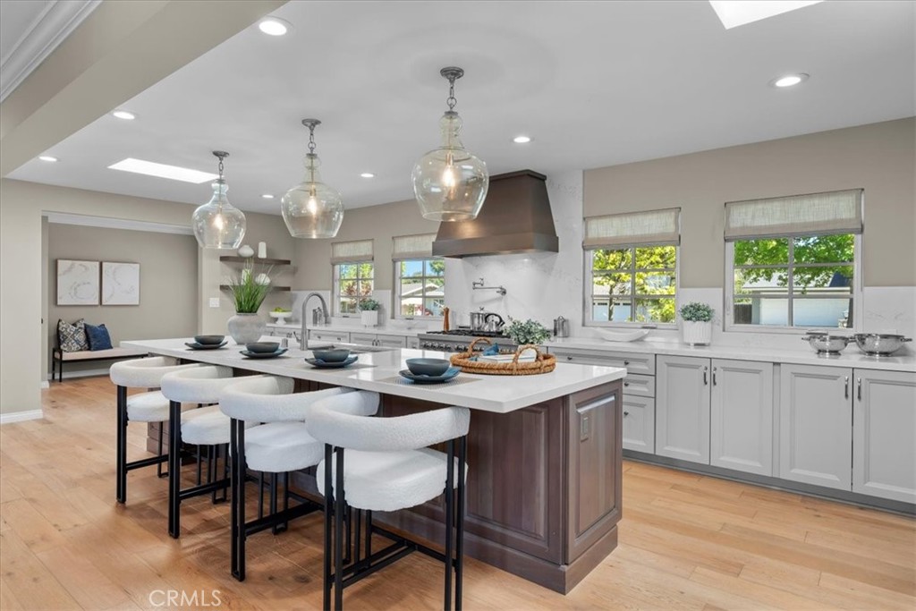 16 Crestwind Drive