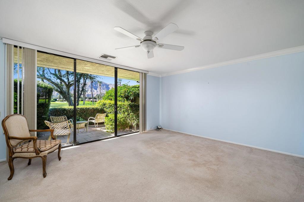 The Springs C.C. - Residential