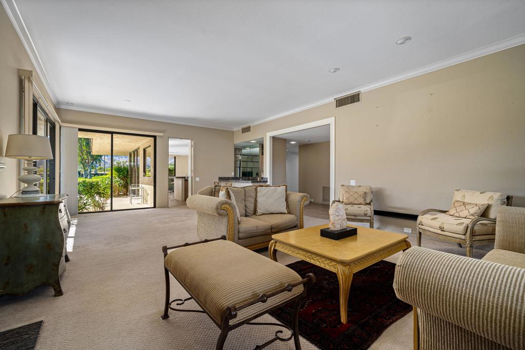 The Springs C.C. - Residential