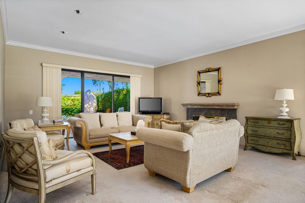 The Springs C.C. - Residential