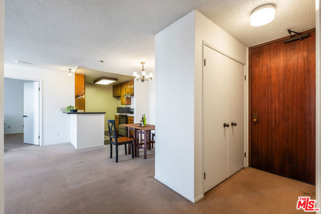 222 S Central Avenue 311