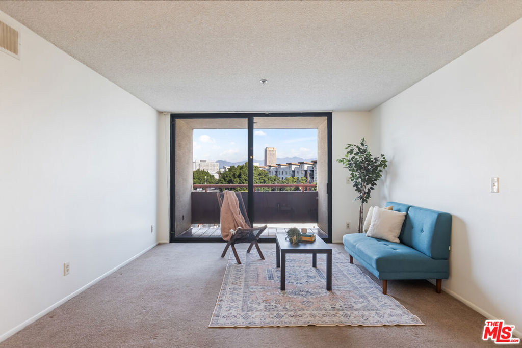 222 S Central Avenue 311