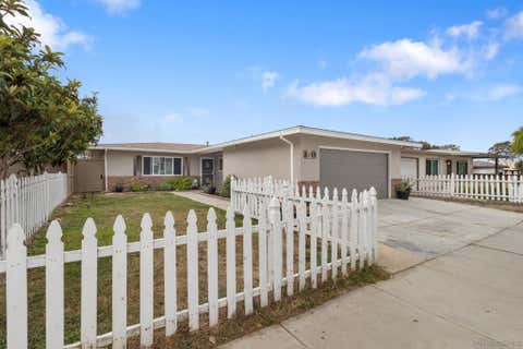 Photo of 1315 Bush St St, Oceanside, CA 92058 (MLS # 260019119SD)