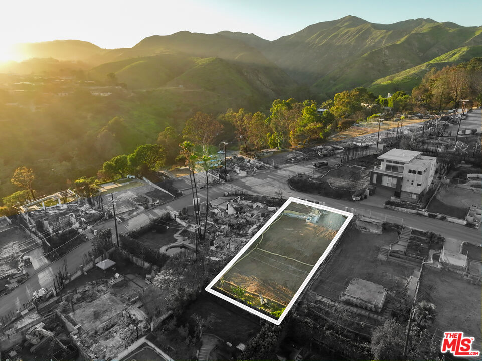 15330 Whitfield Avenue