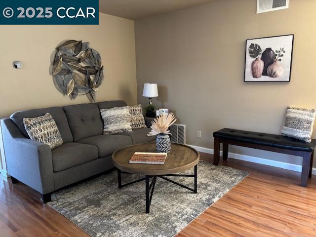 CENTENNIAL PARK - Residential