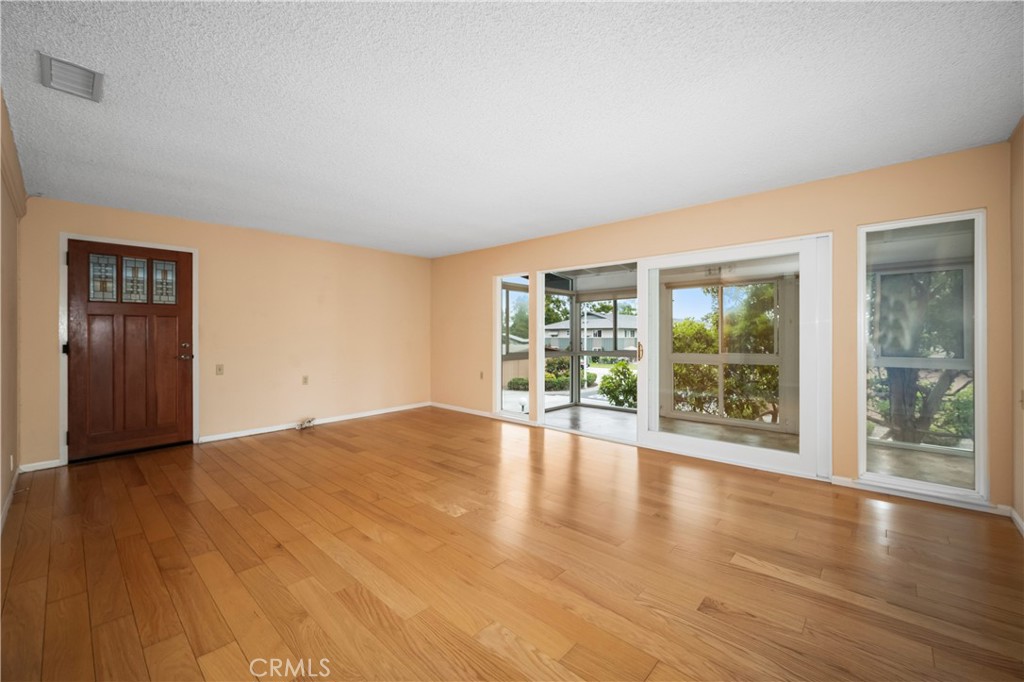 1980 McKinney Way 13P