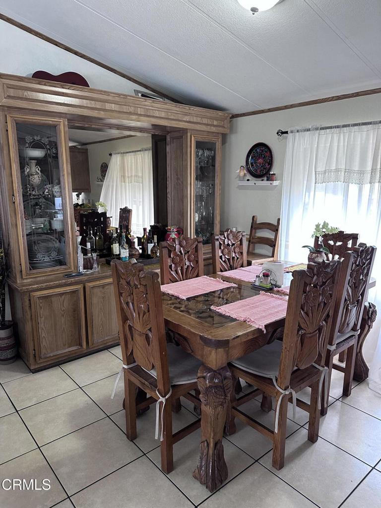 4400 Carpinteria Avenue 1